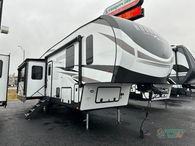 New 2024 Forest River RV Rockwood Signature 361RL Fifth Wheel at ...