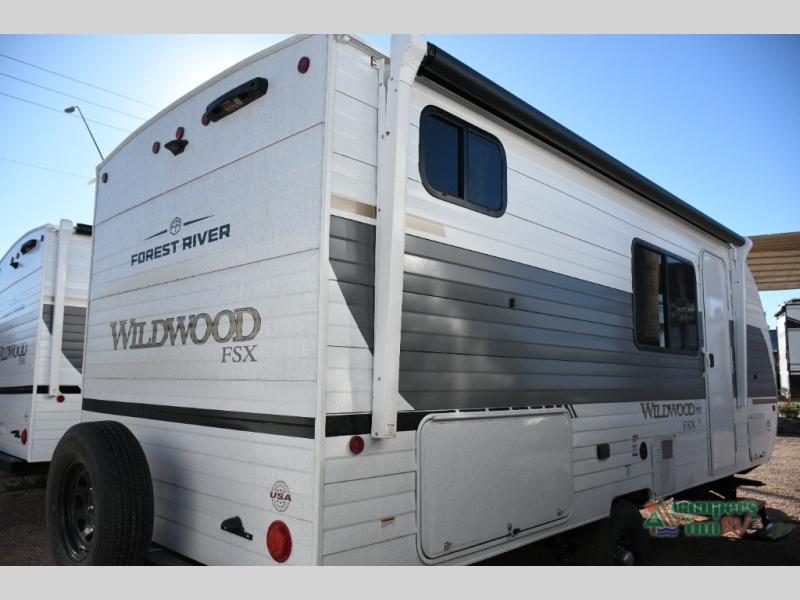 RV listing image
