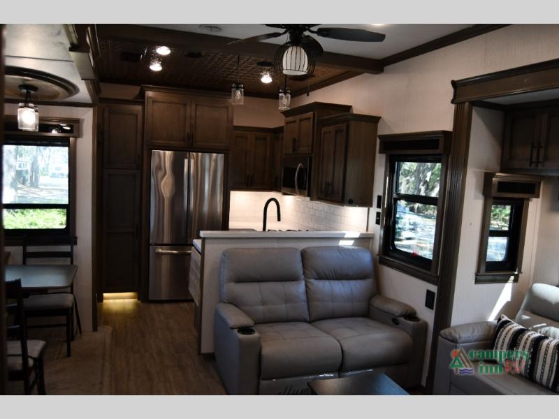 RV listing image