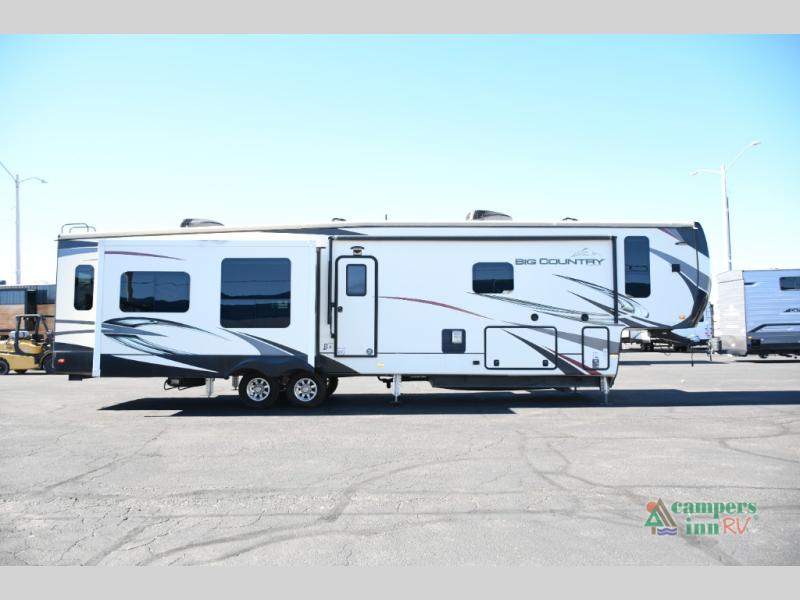 RV listing image