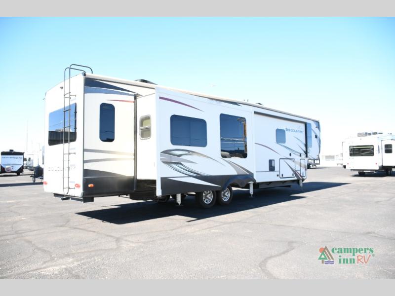RV listing image