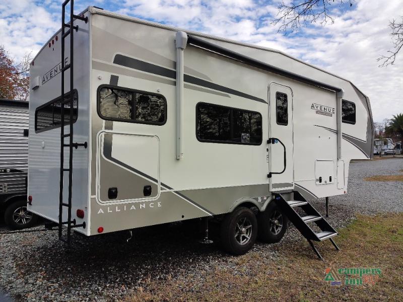 RV listing image