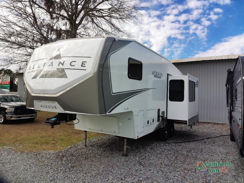 RV listing image