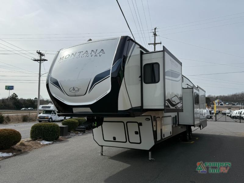 RV listing image