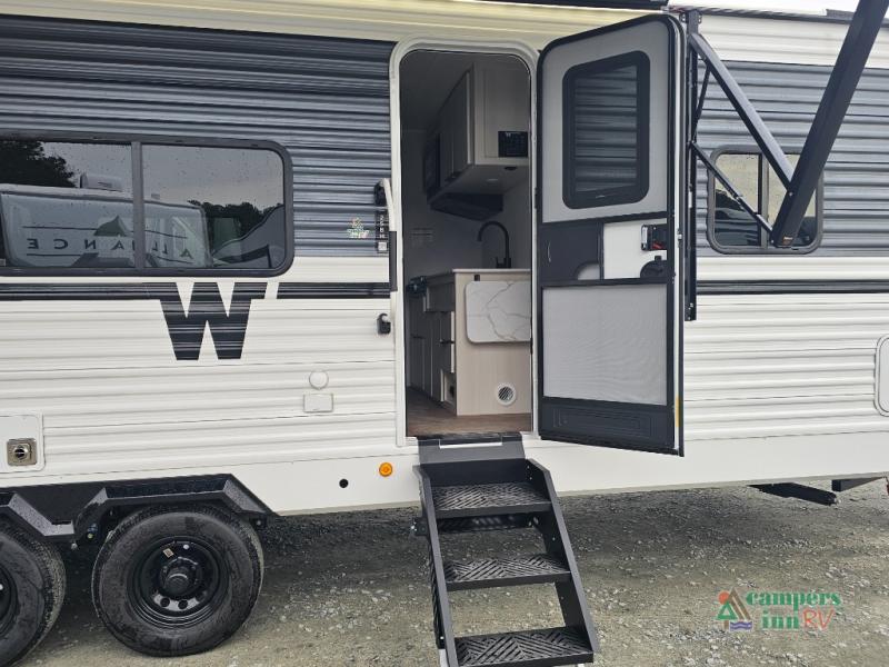 RV listing image