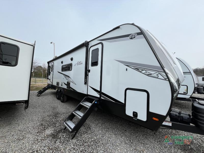 RV listing image