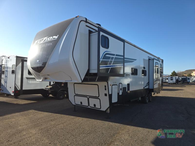 RV listing image