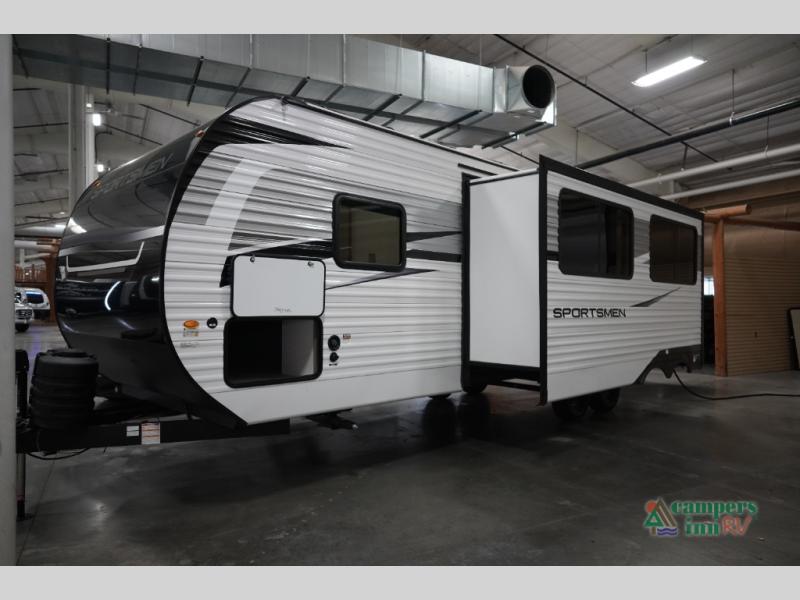 RV listing image