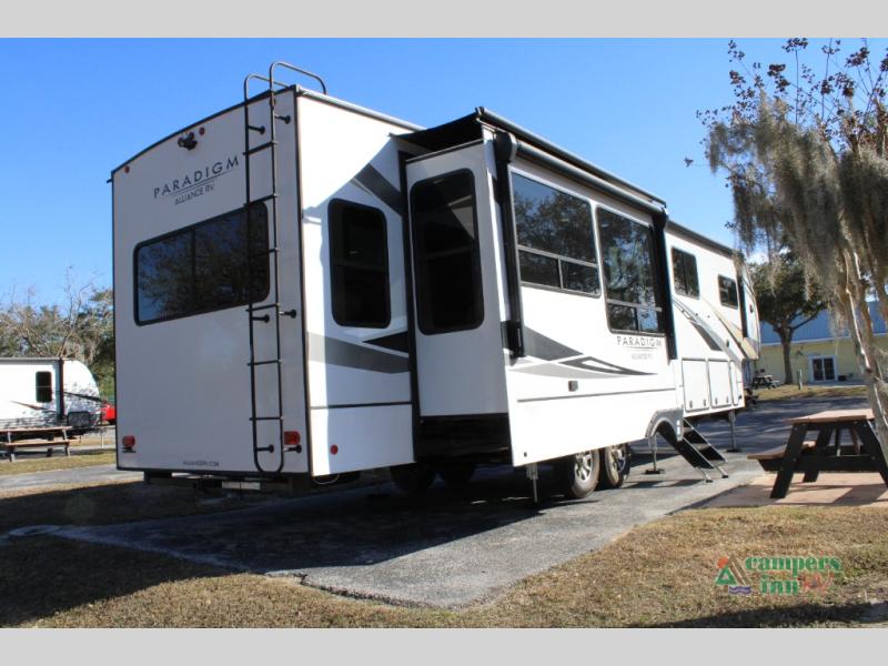 RV listing image