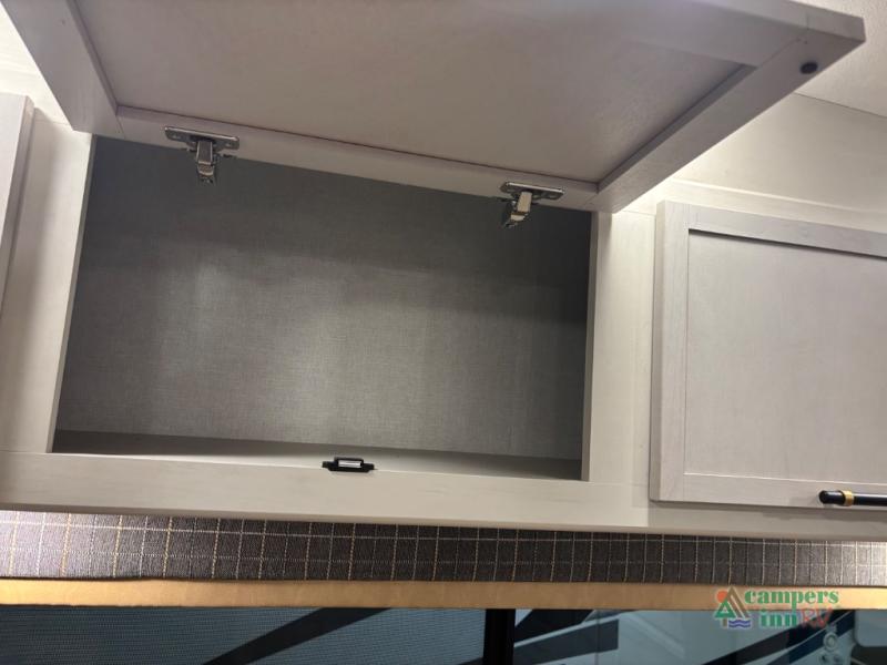 Dutchmen RV Astoria Image