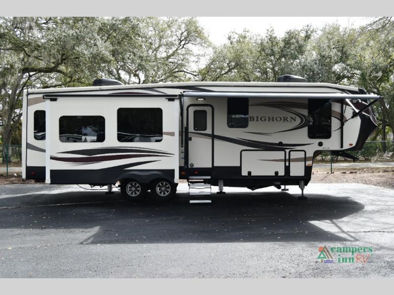 RV listing image