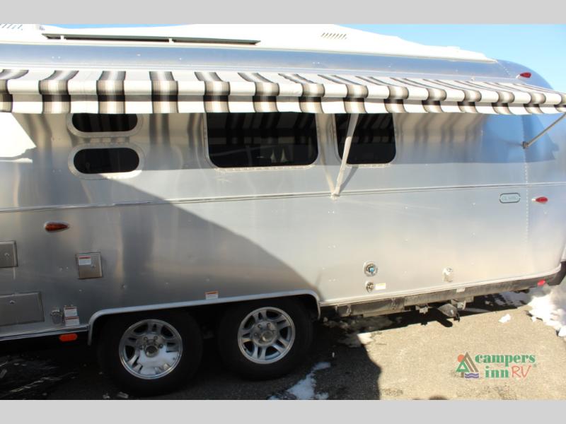 RV listing image