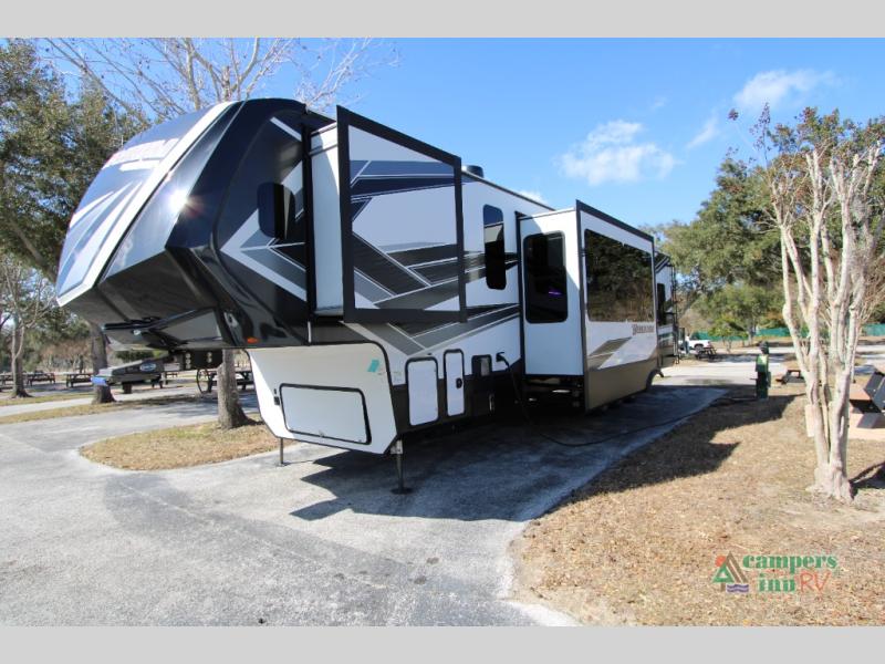 RV listing image