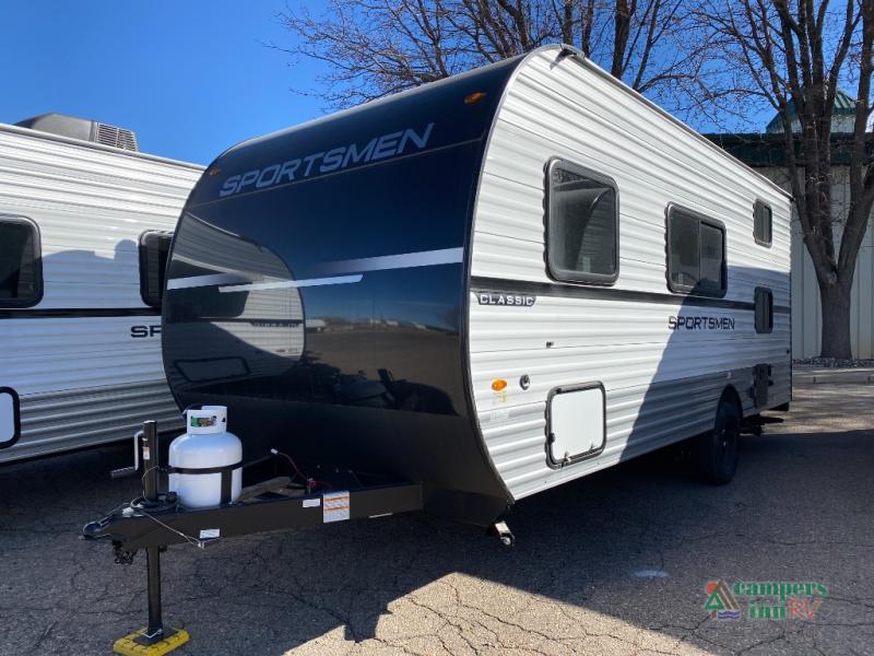 RV listing image