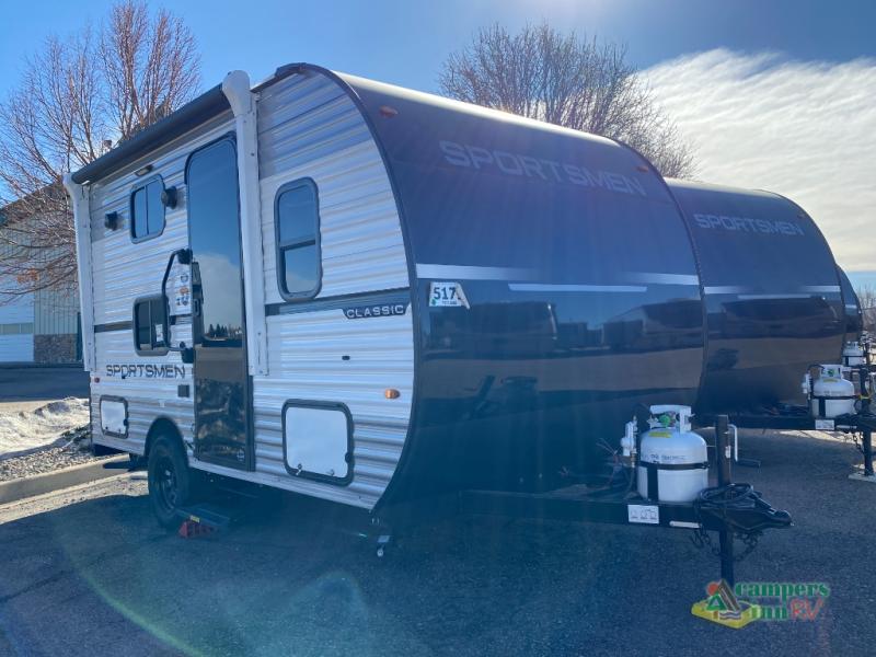 RV listing image