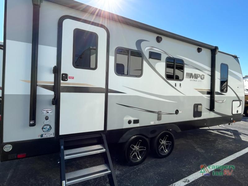 RV listing image