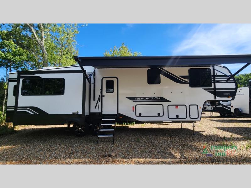 RV listing image
