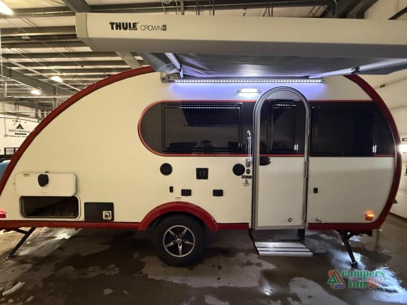 RV listing image