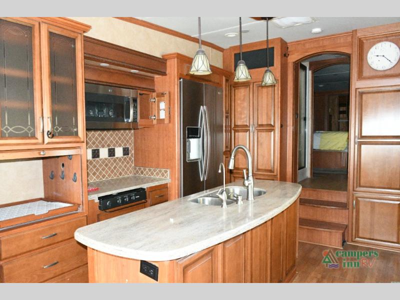 RV listing image