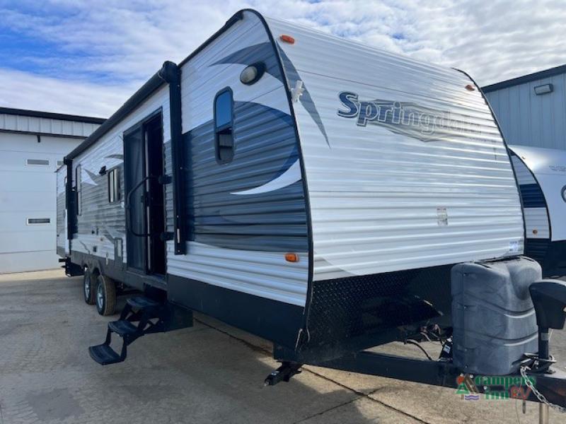 RV listing image
