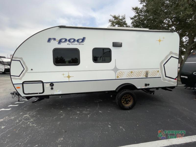 RV listing image