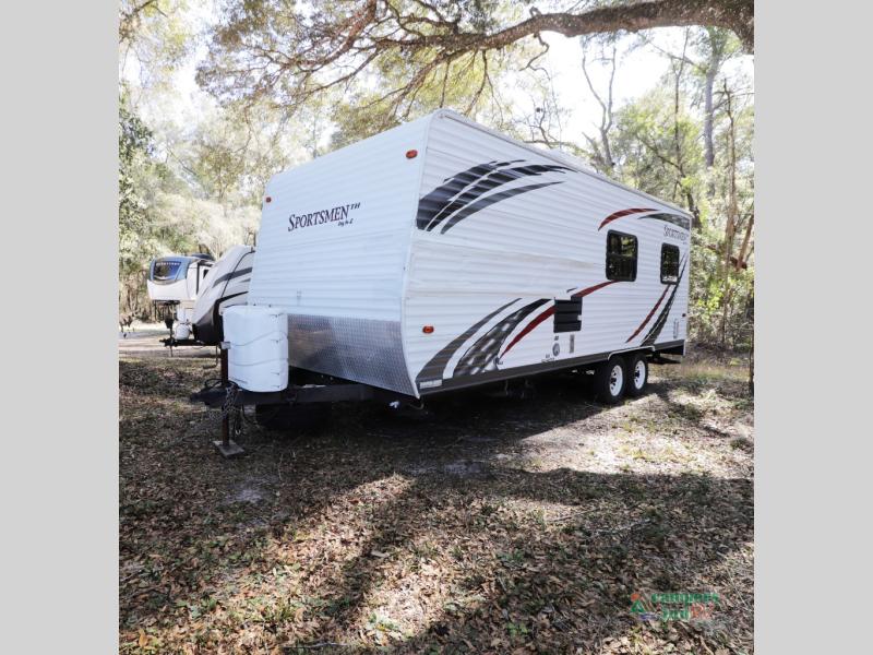 RV listing image