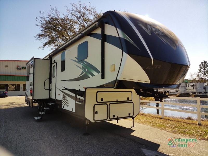 RV listing image