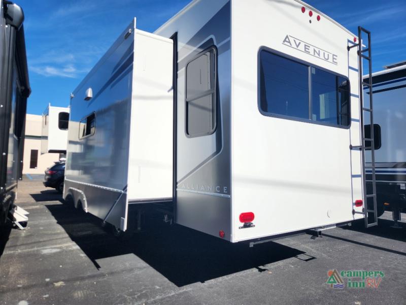 RV listing image
