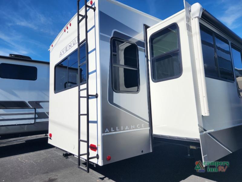 RV listing image