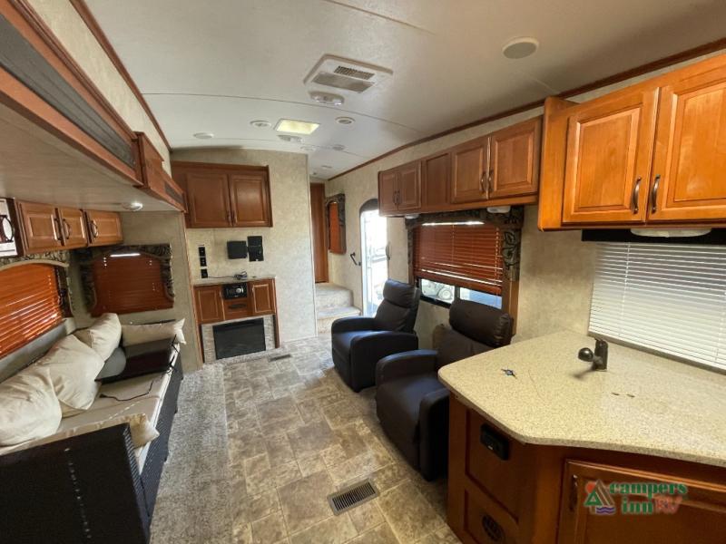 RV listing image