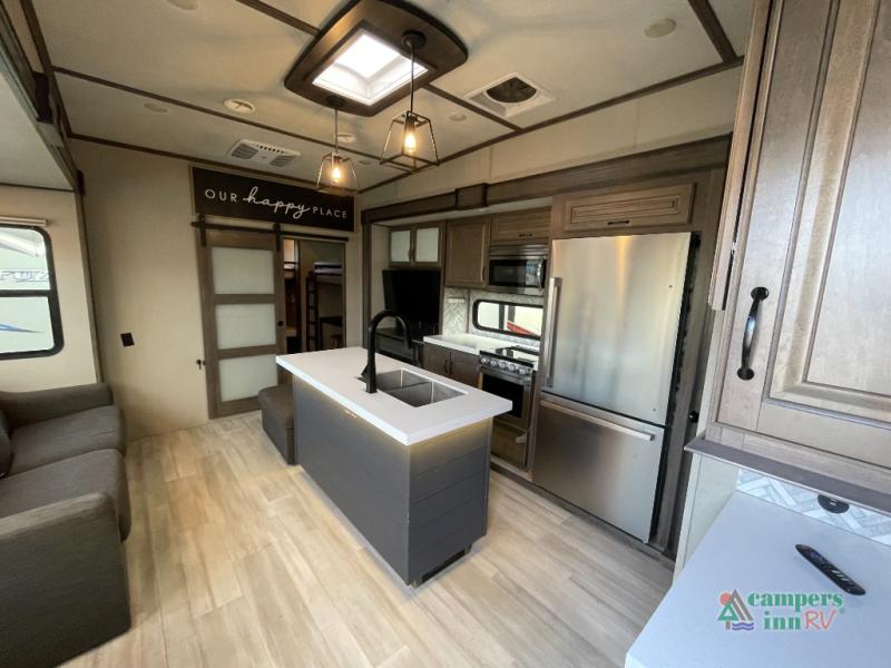 RV listing image