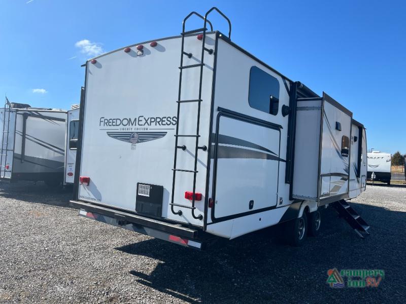 RV listing image