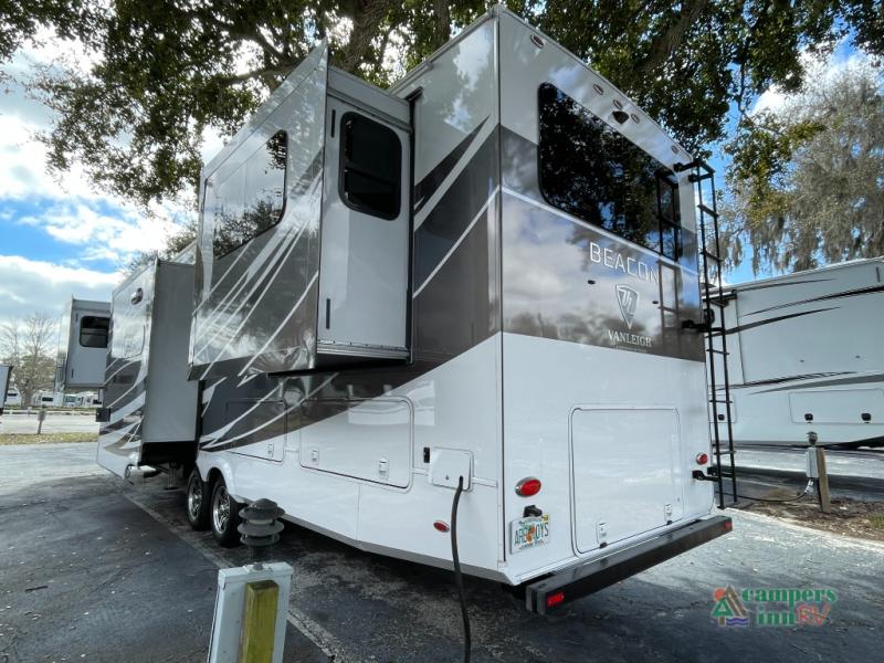 RV listing image