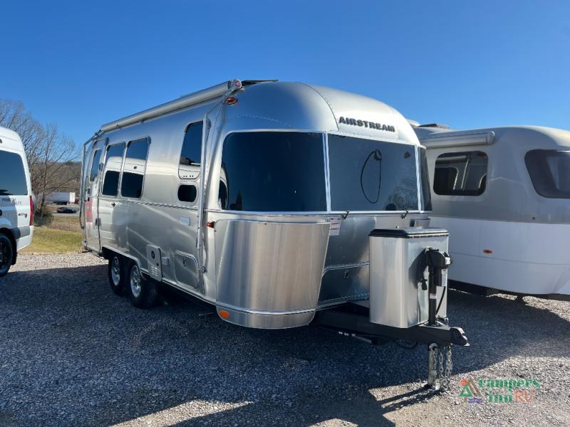 RV listing image