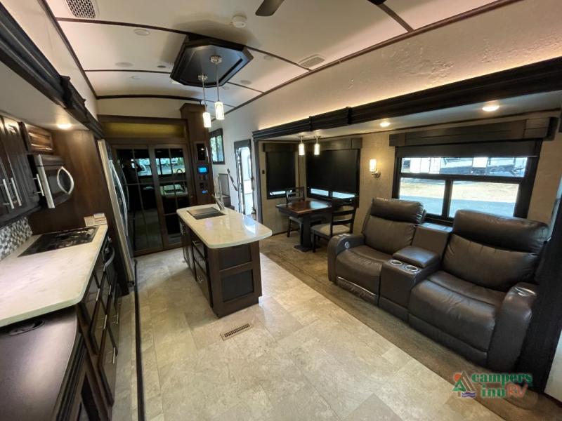RV listing image