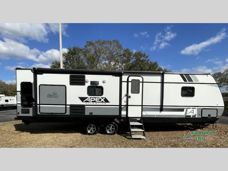 RV listing image
