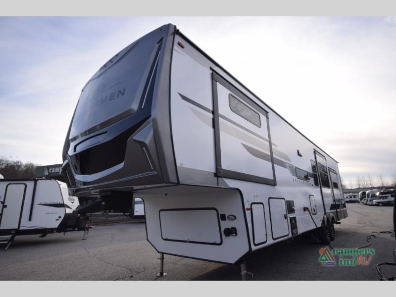 RV listing image