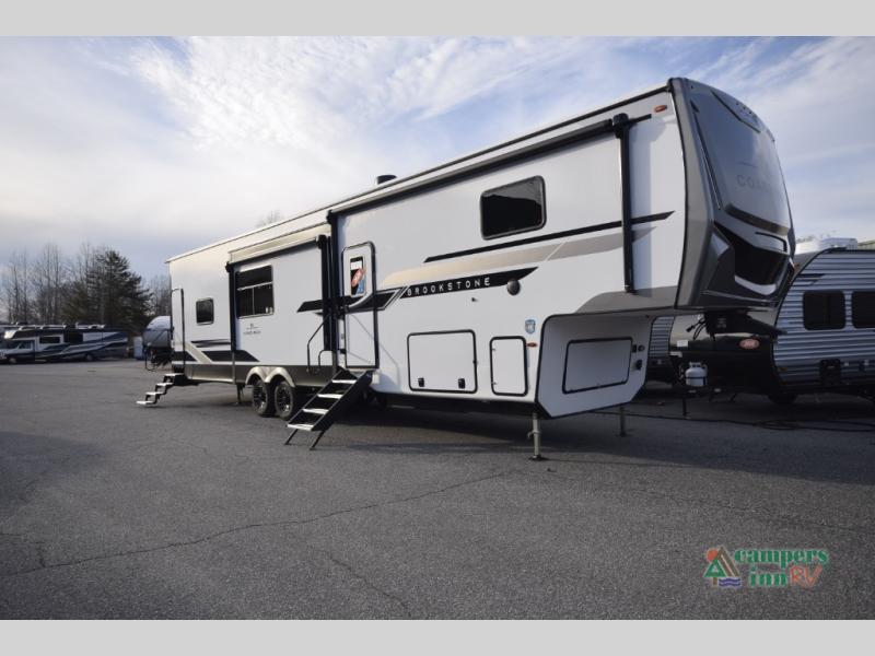 RV listing image