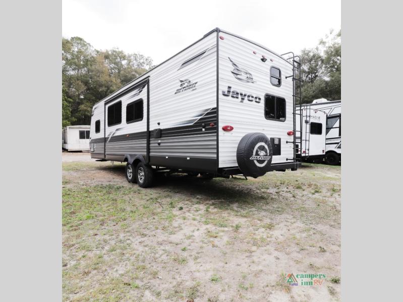 RV listing image