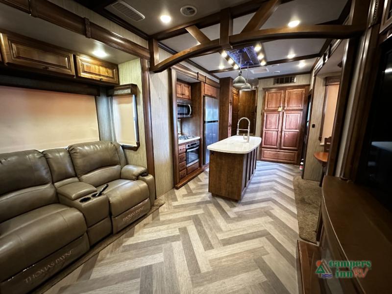 RV listing image