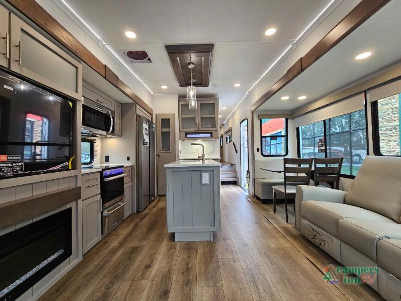 RV listing image