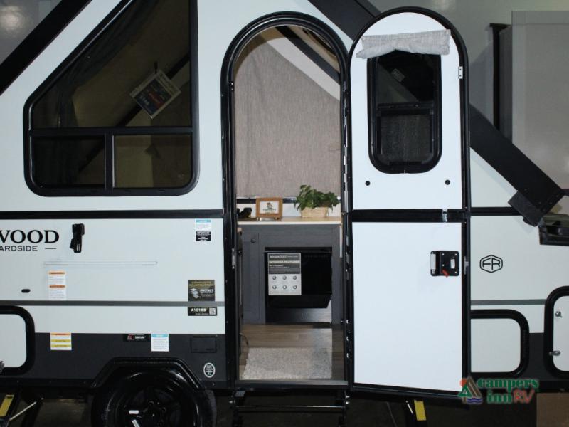 RV listing image