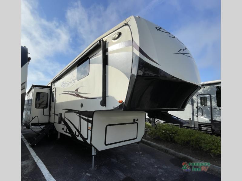 RV listing image
