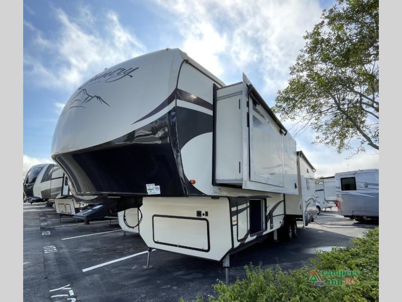 RV listing image
