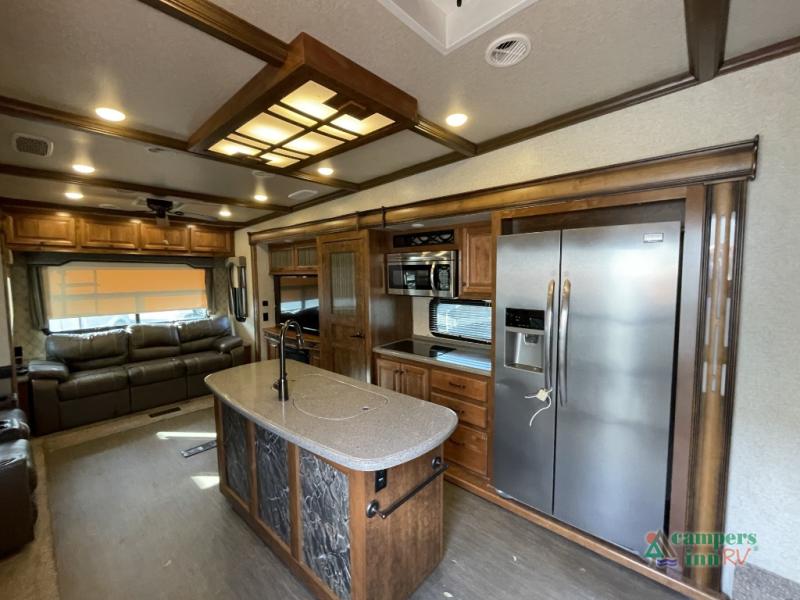 RV listing image