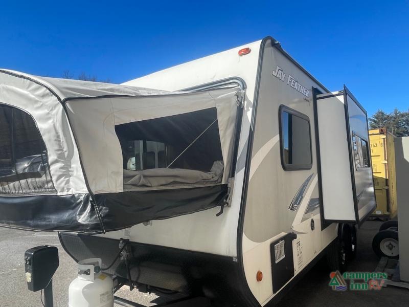 Used 2017 Jayco Jay Feather 19XUD Expandable at Campers Inn | Merrimack ...