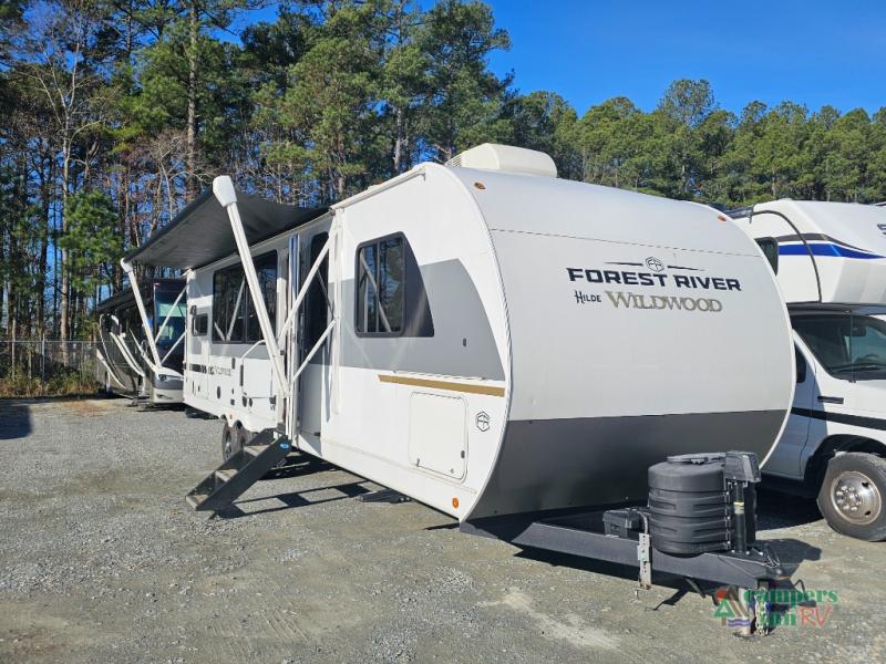 RV listing image