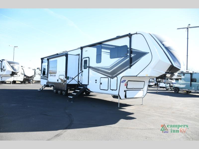 RV listing image