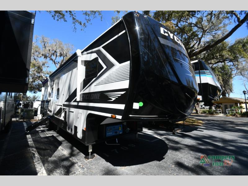 RV listing image