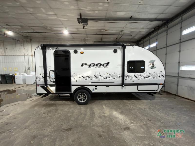 RV listing image